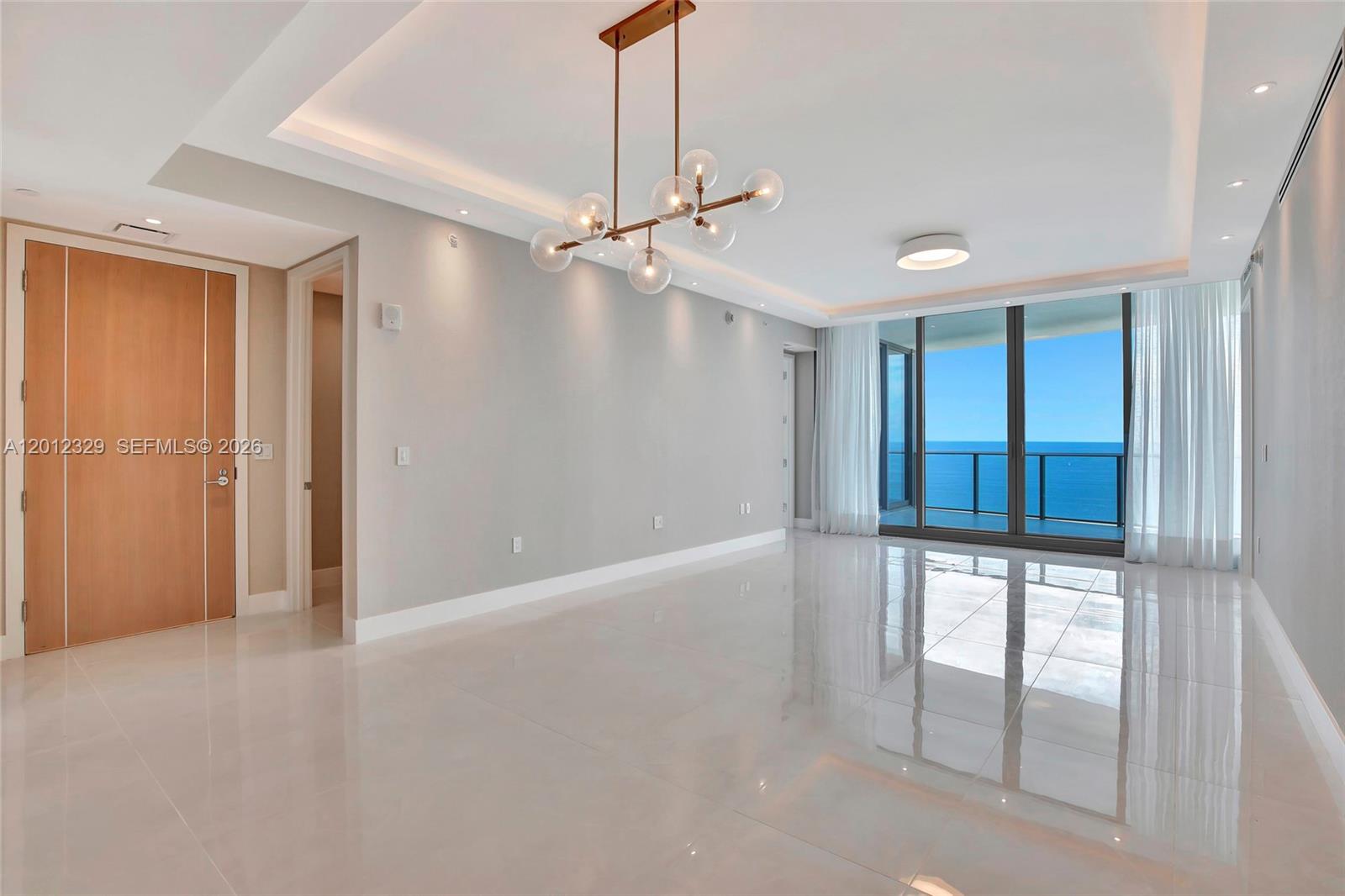 3804 2 / 3 1571 sq. ft. $ 2026-05-04 0 Photo