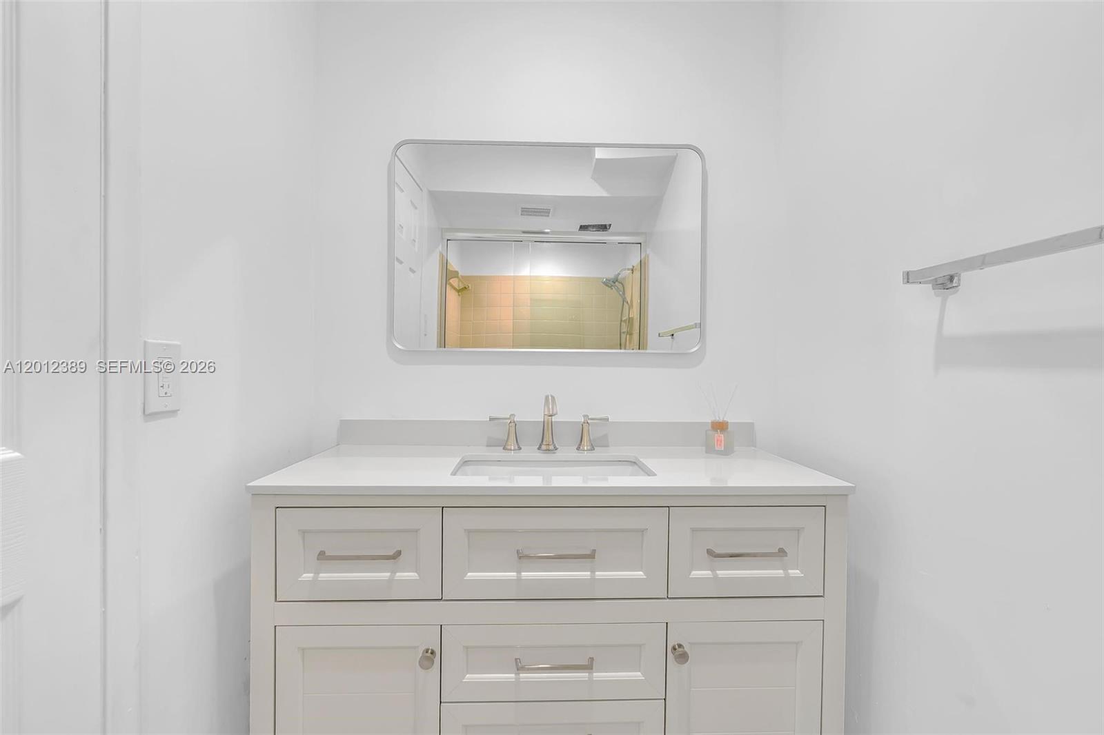 Photo of 218 12th Ave #302, Hallandale Beach, Florida, 33009 -
