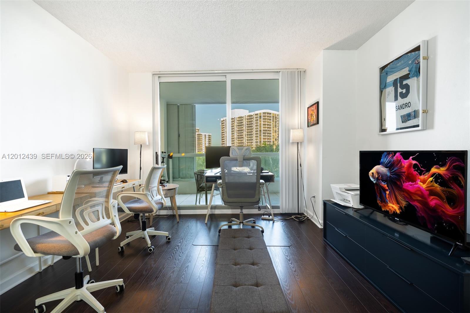 Photo of 21055 Yacht Club Dr  #605, Aventura, Florida, 33180 - Third Bedroom