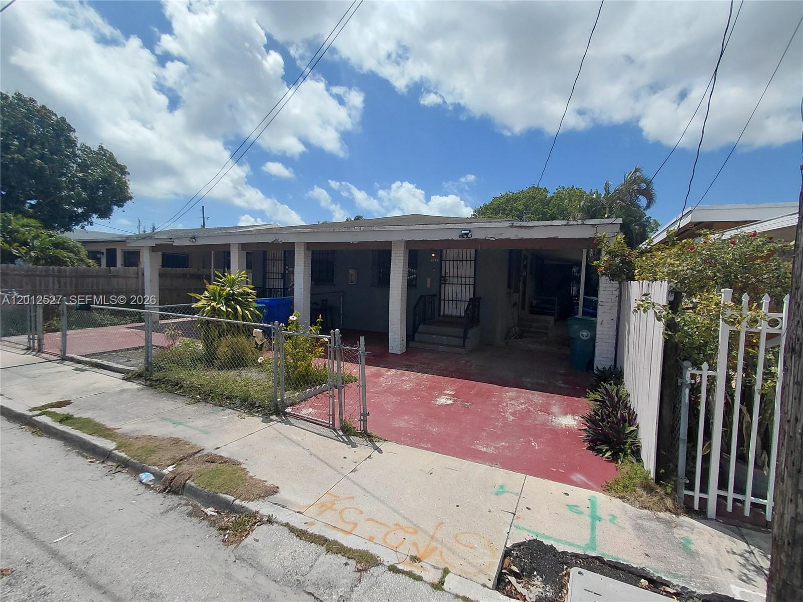   /  2000 sq. ft. $ 2026-05-04 0 Photo