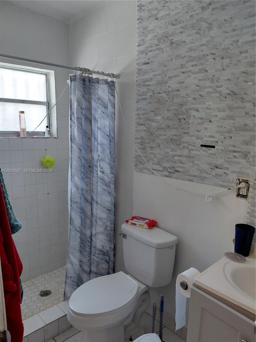   /  2000 sq. ft. $ 2026-05-04 0 Photo
