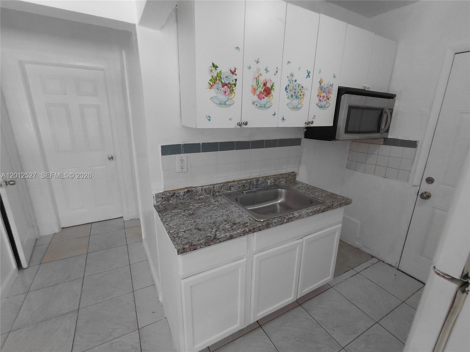   /  2000 sq. ft. $ 2026-05-04 0 Photo