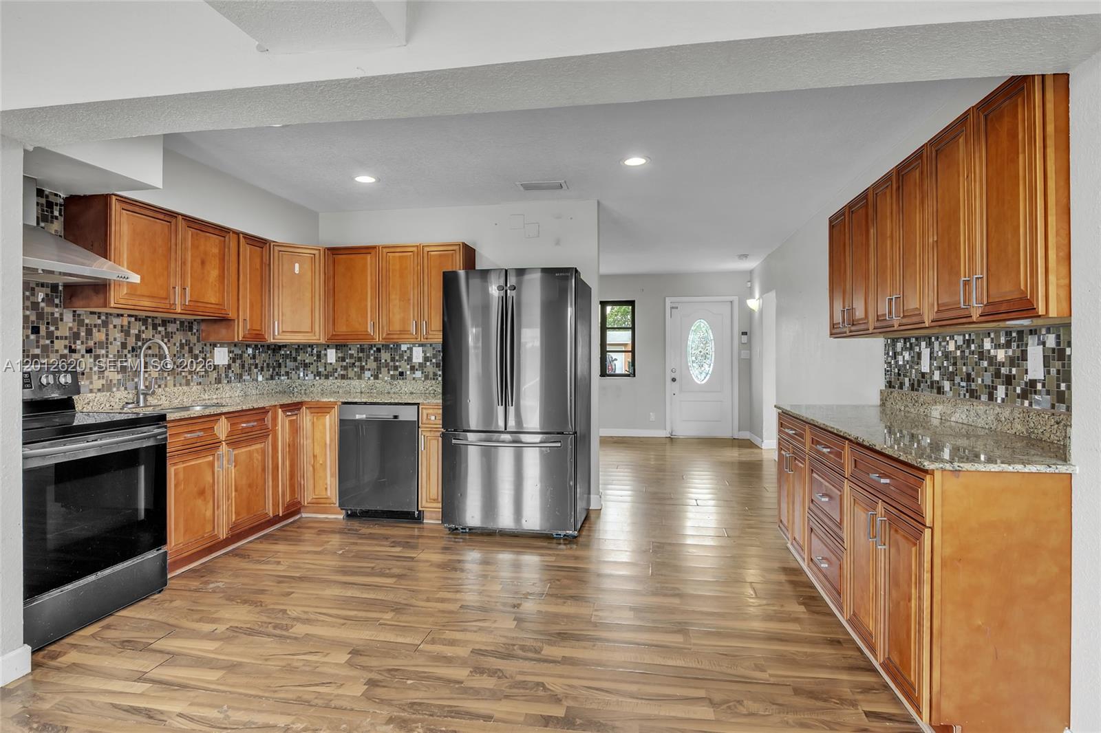 6133 3 / 2 1573 sq. ft. $ 2026-07-15 0 Photo
