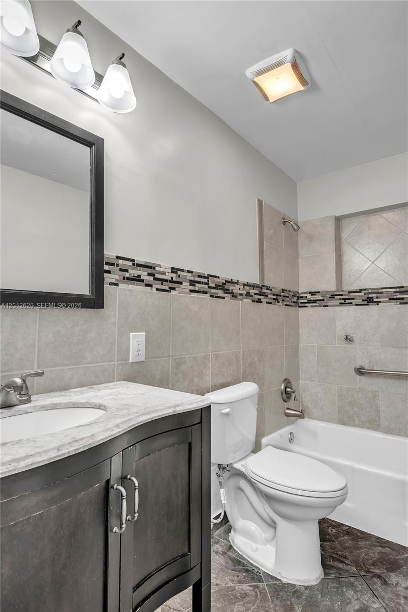 6133 3 / 2 1573 sq. ft. $ 2026-07-15 0 Photo