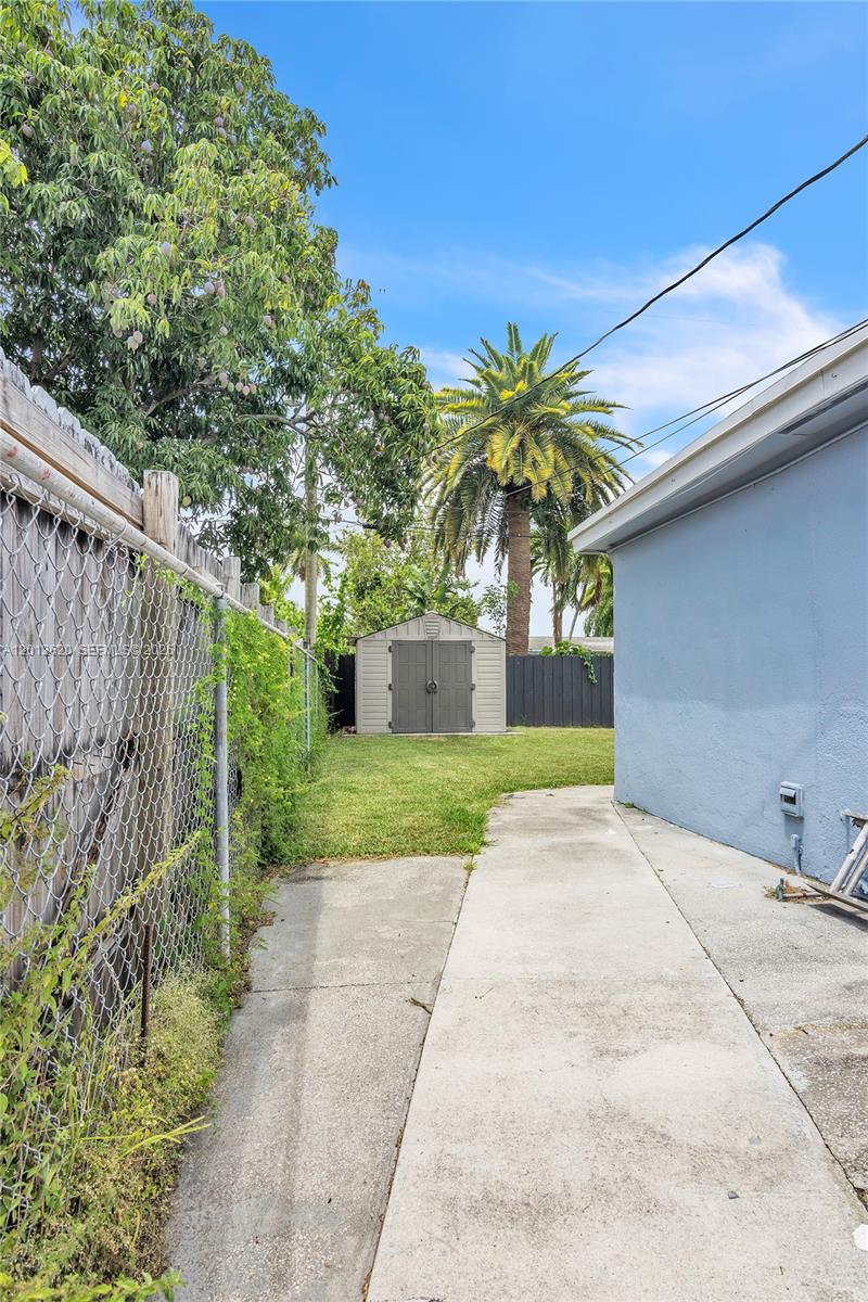 6133 3 / 2 1573 sq. ft. $ 2026-07-15 0 Photo
