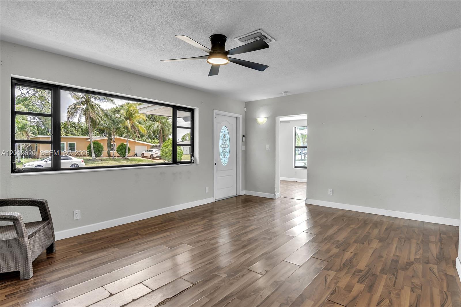 6133 3 / 2 1573 sq. ft. $ 2026-07-15 0 Photo