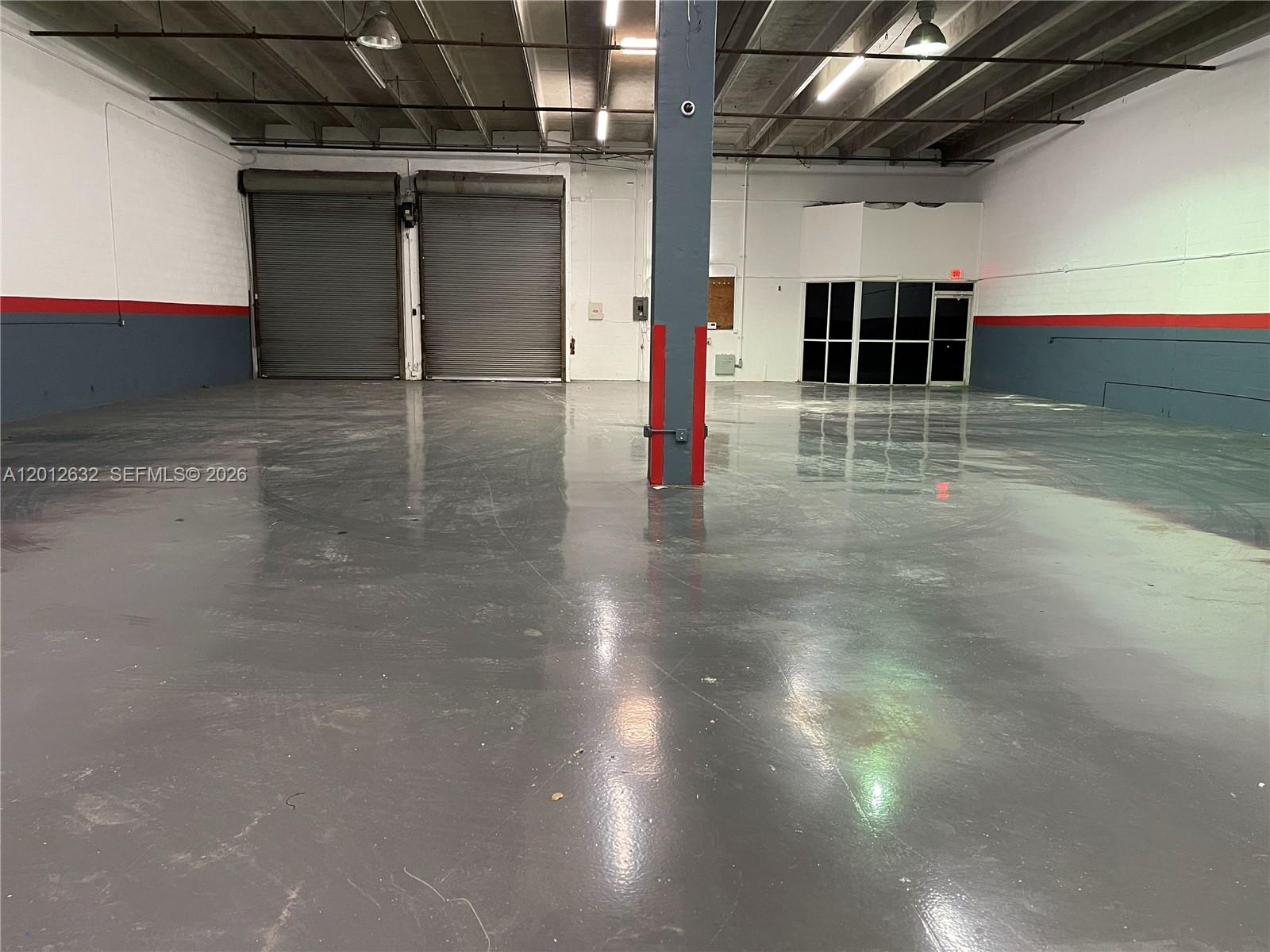 3004  /   sq. ft. $ 2026-05-04 0 Photo