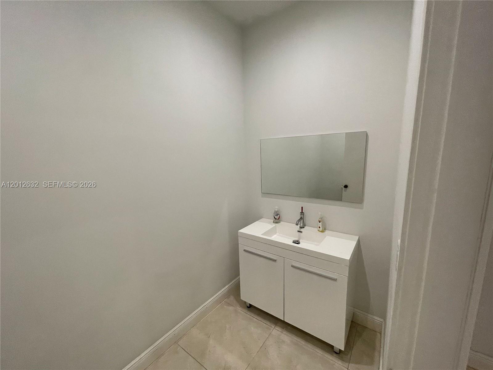 3004  /   sq. ft. $ 2026-05-04 0 Photo