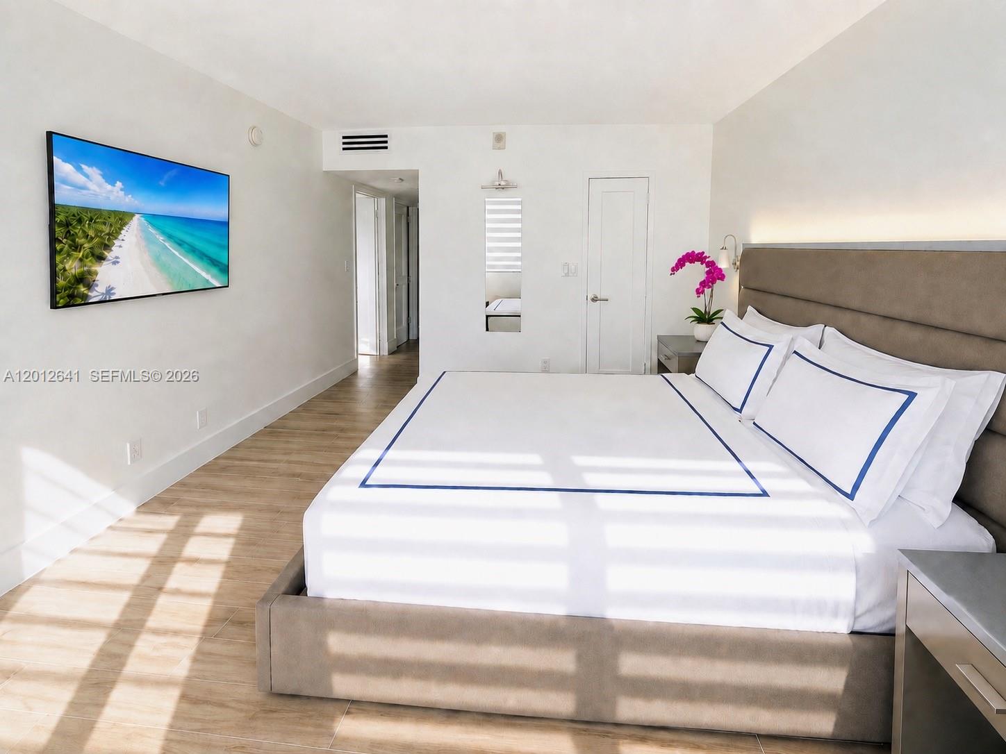 Photo of 2030 Ocean Dr  #309, Hallandale Beach, Florida, 33009 - KING SIZE BED