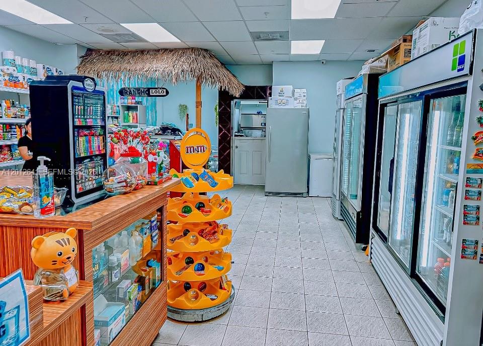 Photo of 2030 Ocean Dr  #309, Hallandale Beach, Florida, 33009 - RESTAURANT ON PREMISES