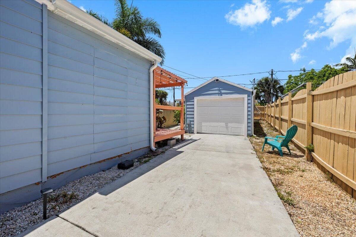 Ver detalles / 0 1487 sq. ft. $ 2026-06-21 0 foto