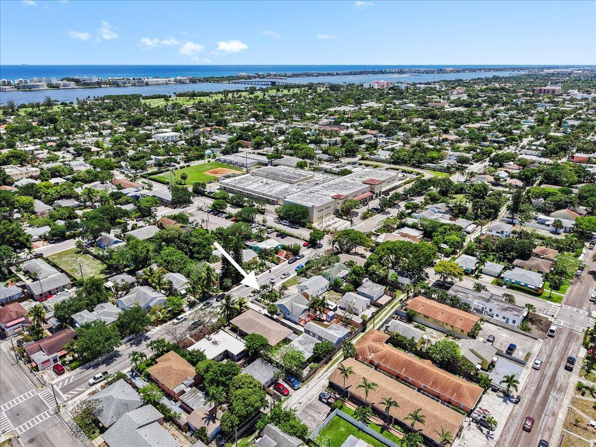 Ver detalles / 0 1487 sq. ft. $ 2026-06-21 0 foto