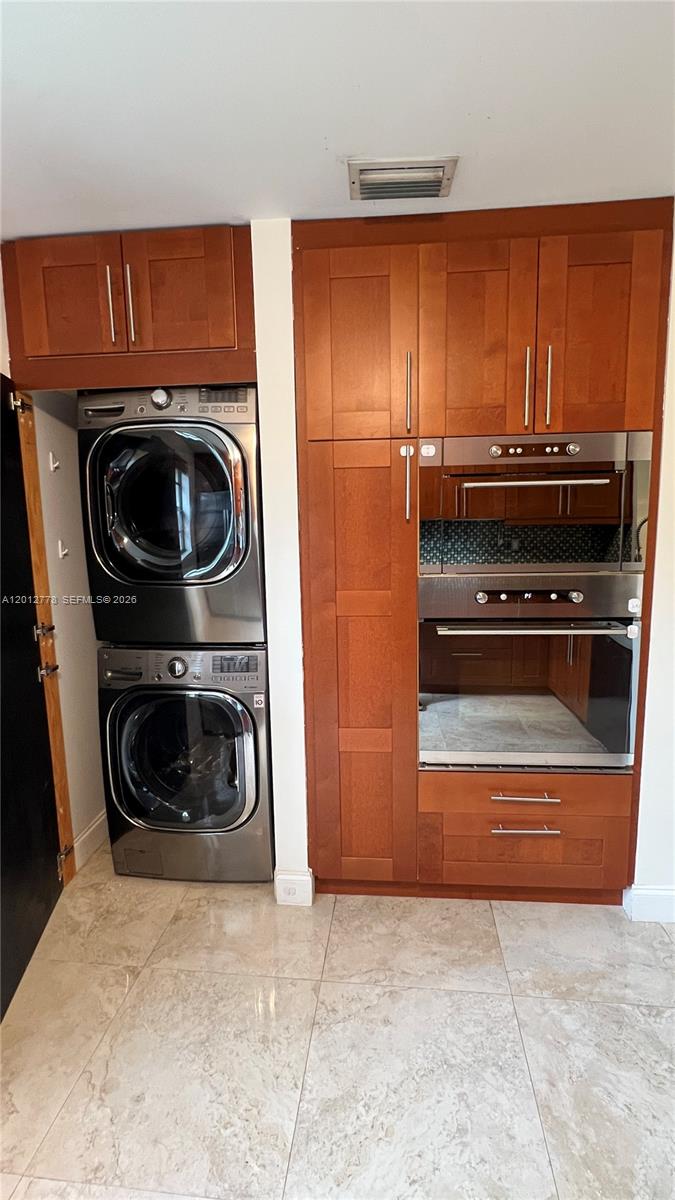 Photo of 3578 Magellan Cir  #237-3, Aventura, Florida, 33180 - 
