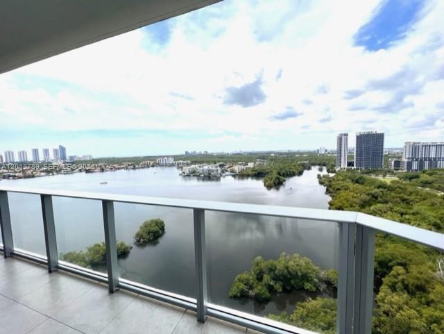 Photo of 17111 Biscayne Blvd  #2102, North Miami Beach, Florida, 33160 - 