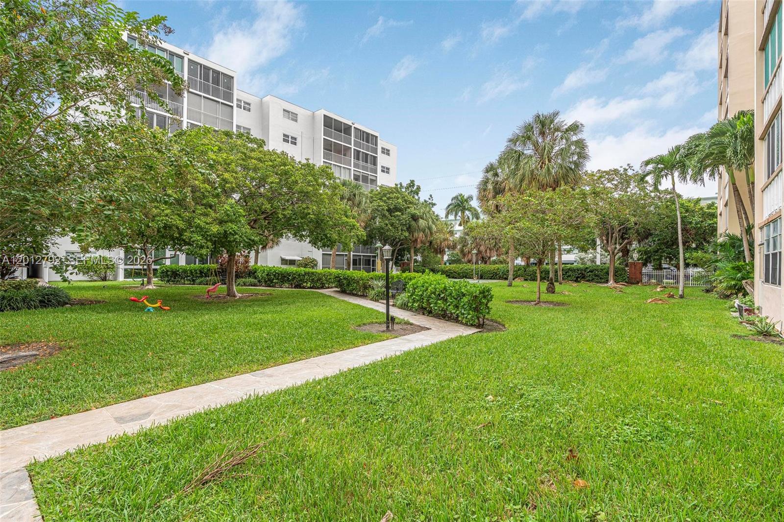 Photo of 609 14th Ave  #603, Hallandale Beach, Florida, 33009 - 