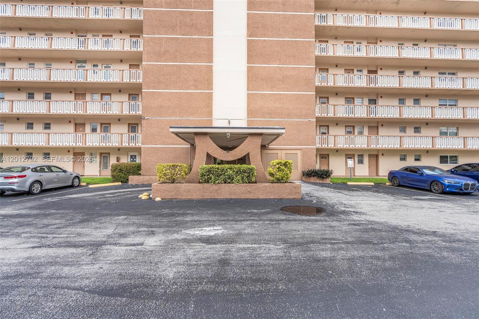Photo of 609 14th Ave  #603, Hallandale Beach, Florida, 33009 - 