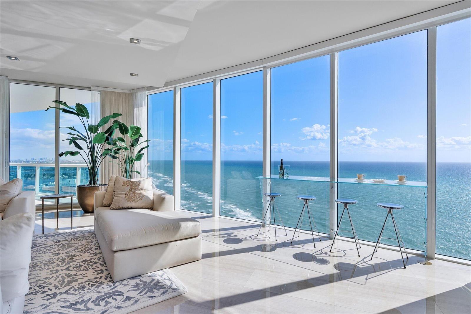 Photo of 2711 Ocean  #3602, Hollywood, Florida, 33019 - 010-2711 S Ocean Dr unit 3602_010