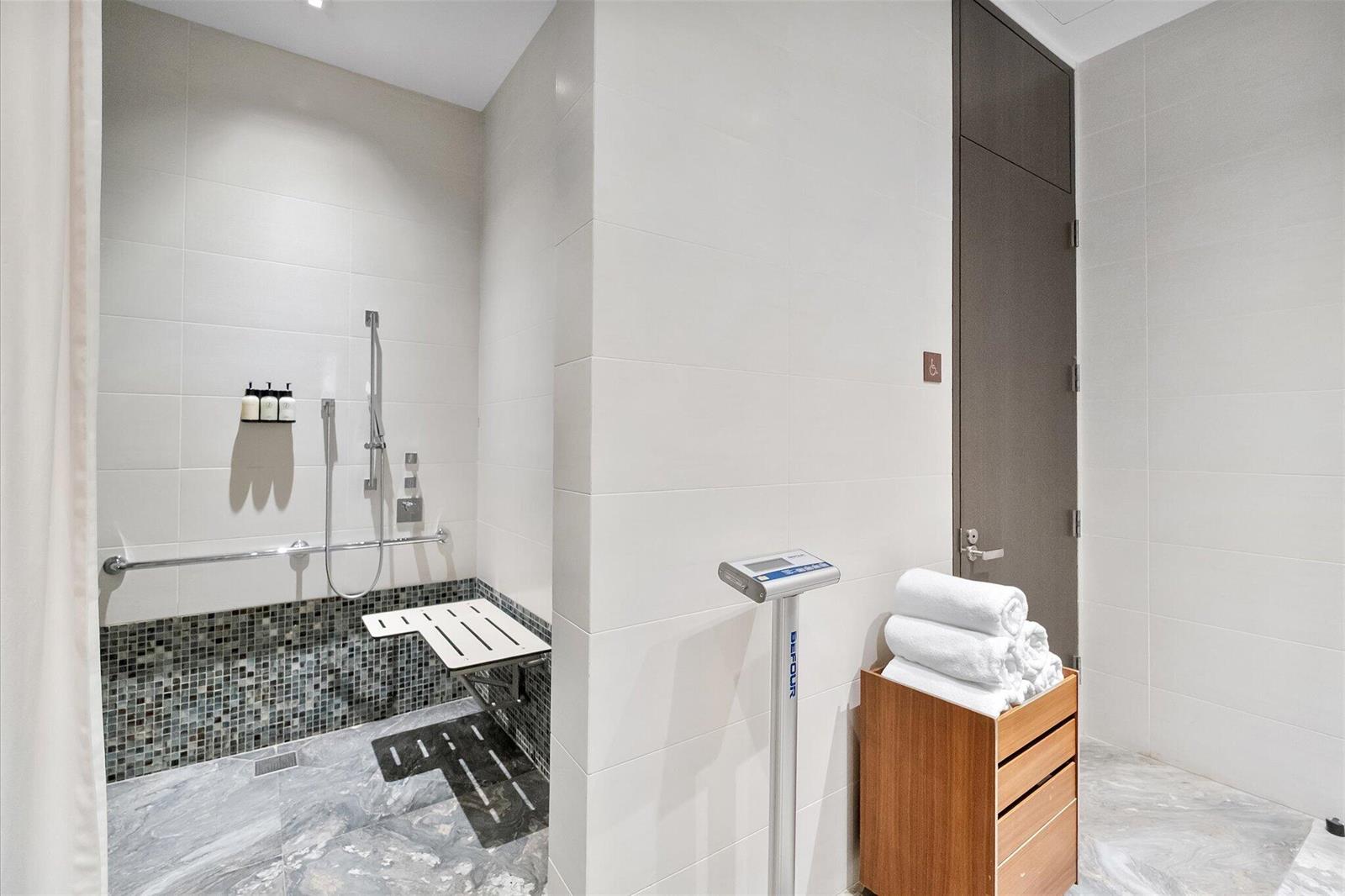 Photo of 2711 Ocean  #3602, Hollywood, Florida, 33019 - 131-2711 S Ocean Dr Unit 3602_Amenities_