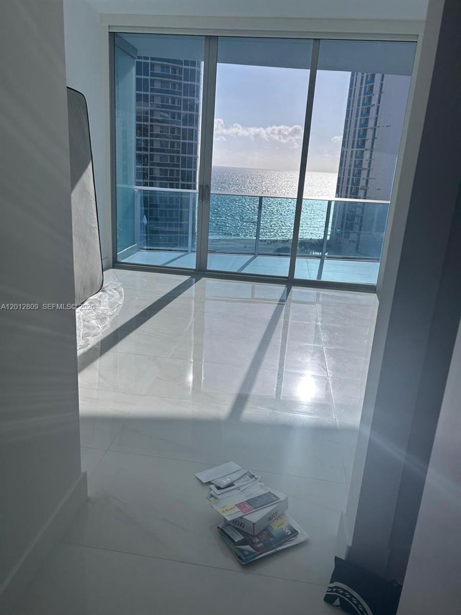 1204 2 / 3 1382 sq. ft. $ 2026-05-04 0 foto