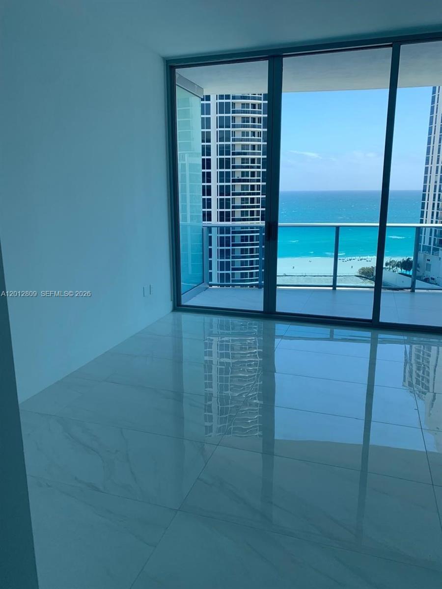 1204 2 / 3 1382 sq. ft. $ 2026-05-04 0 foto