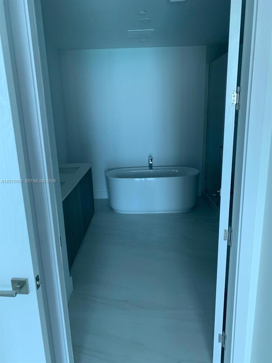 1204 2 / 3 1382 sq. ft. $ 2026-05-04 0 foto