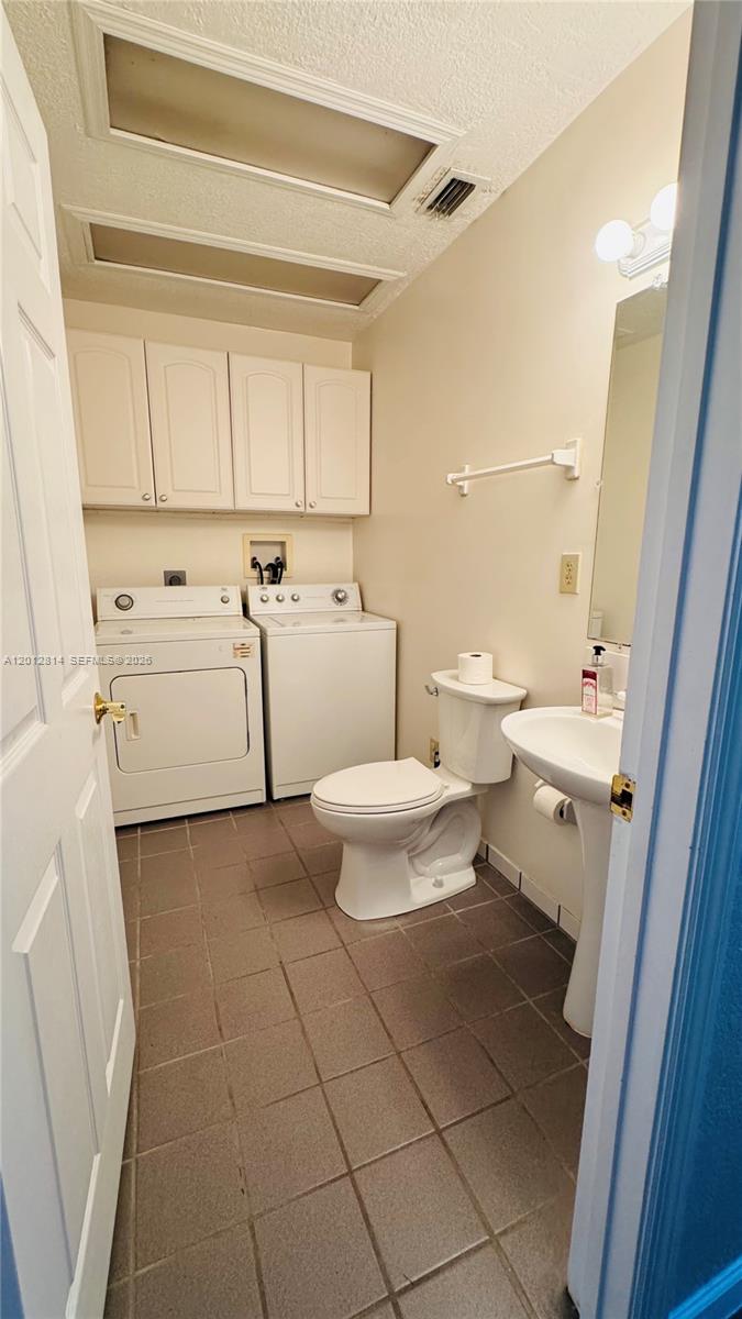   /   sq. ft. $ 2026-05-12 0 foto