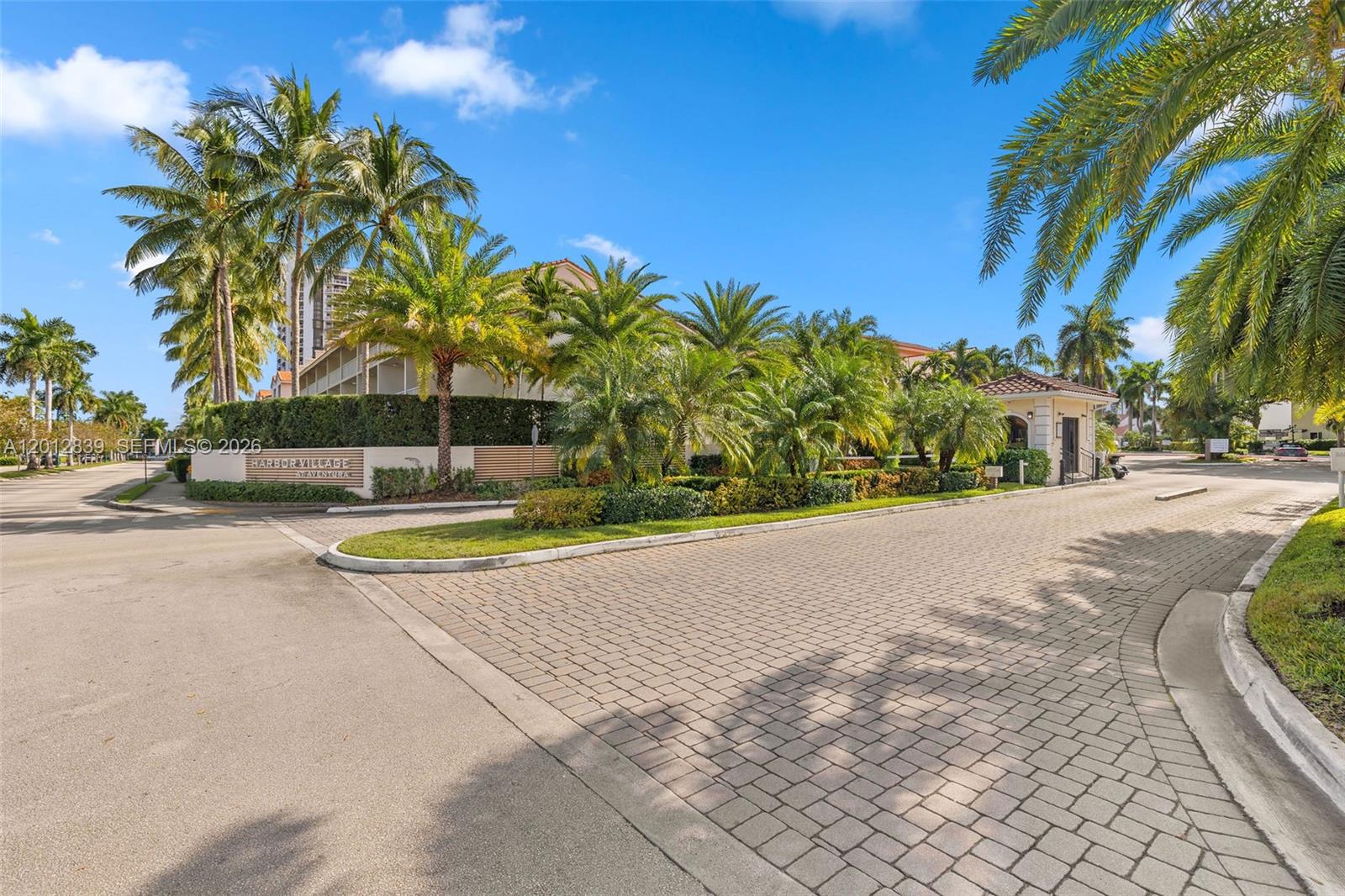 Photo of 21216 Harbor Way (21216), Aventura, Florida, 33180 -