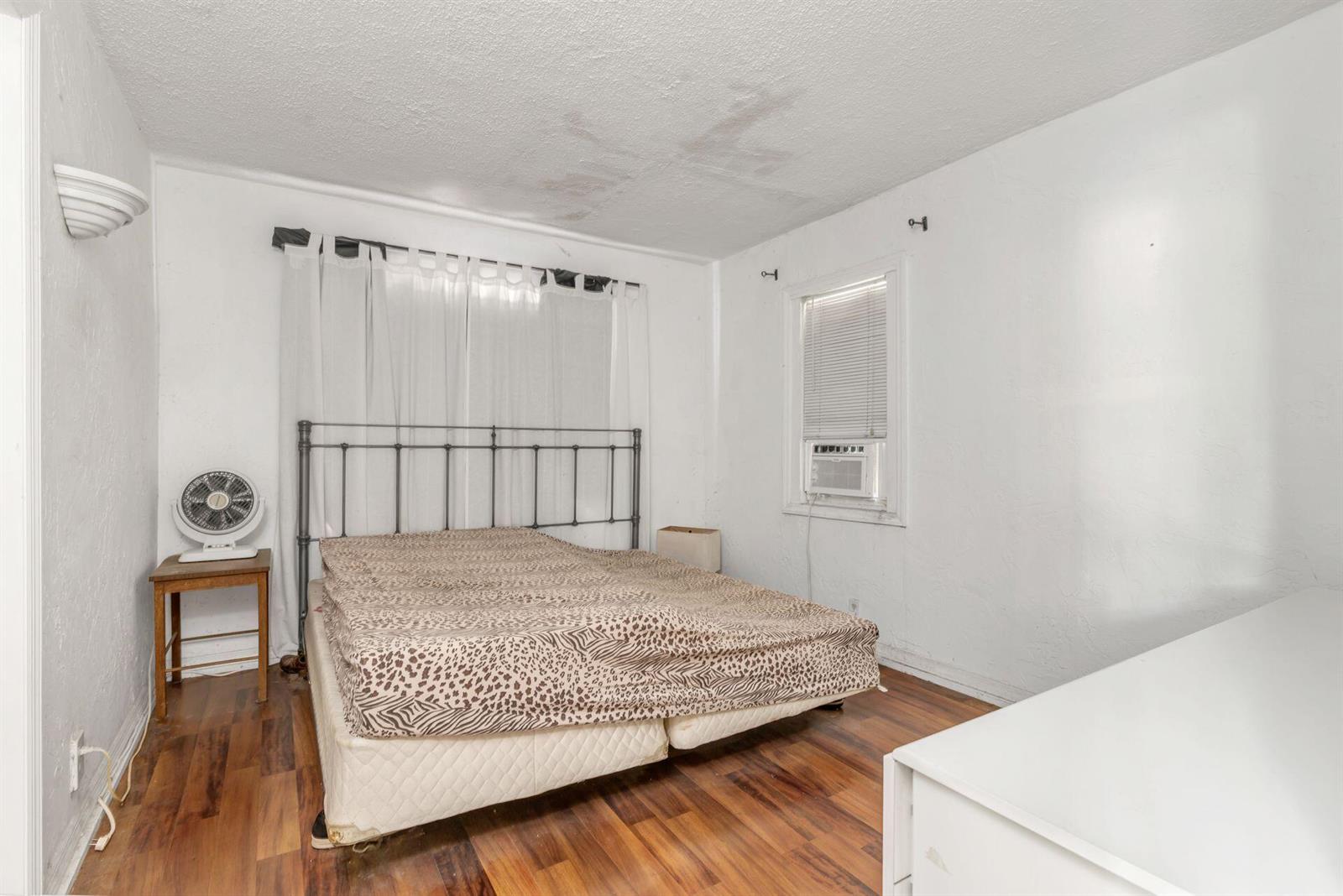 Ver detalles / 0 1808 sq. ft. $ 2026-06-21 0 foto