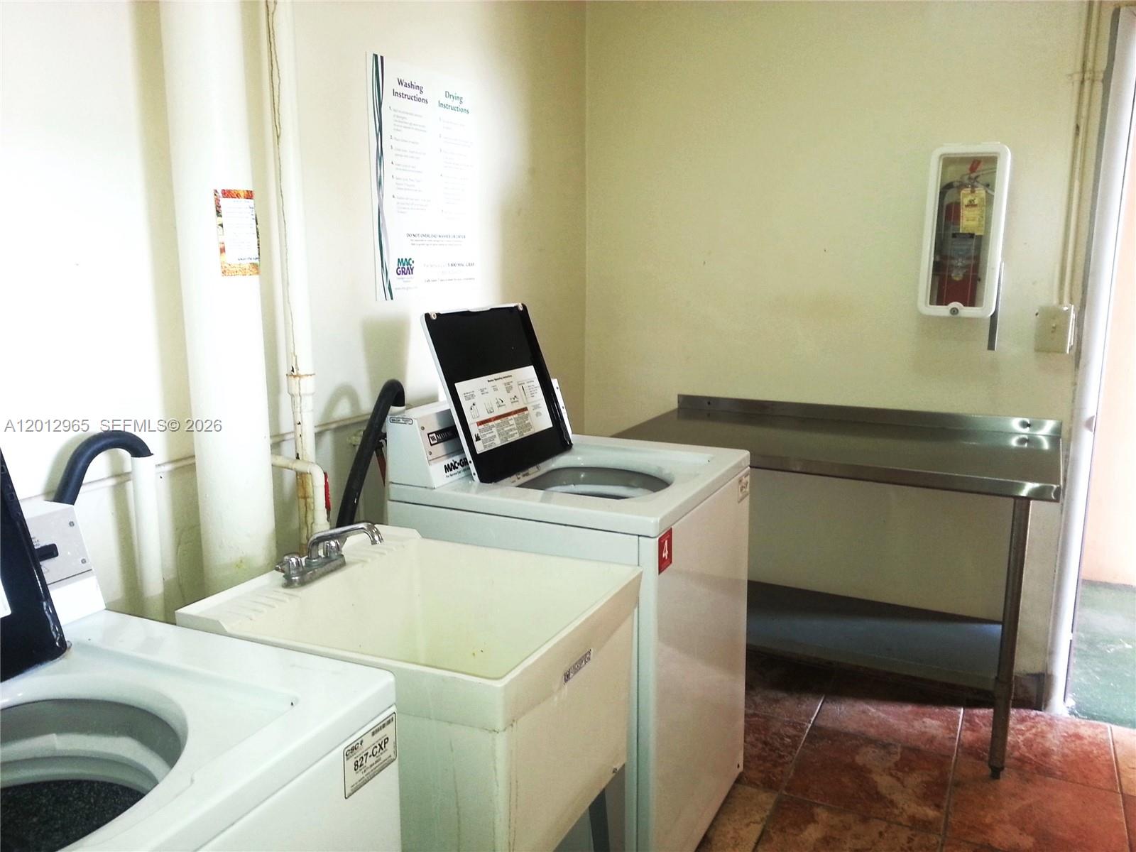 813-1 1 / 2 1036 sq. ft. $ 2026-05-04 0 Photo