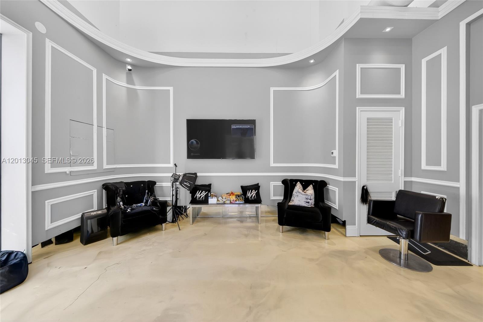 See details / sq. ft. $ 2026-05-05 0 Photo
