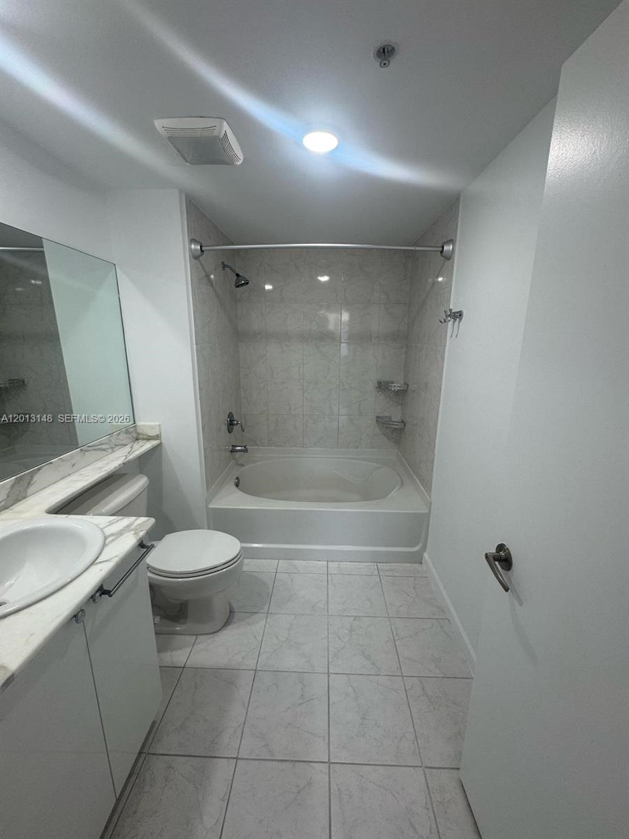 Photo of 2775 187th St  #629, Aventura, Florida, 33180 - 