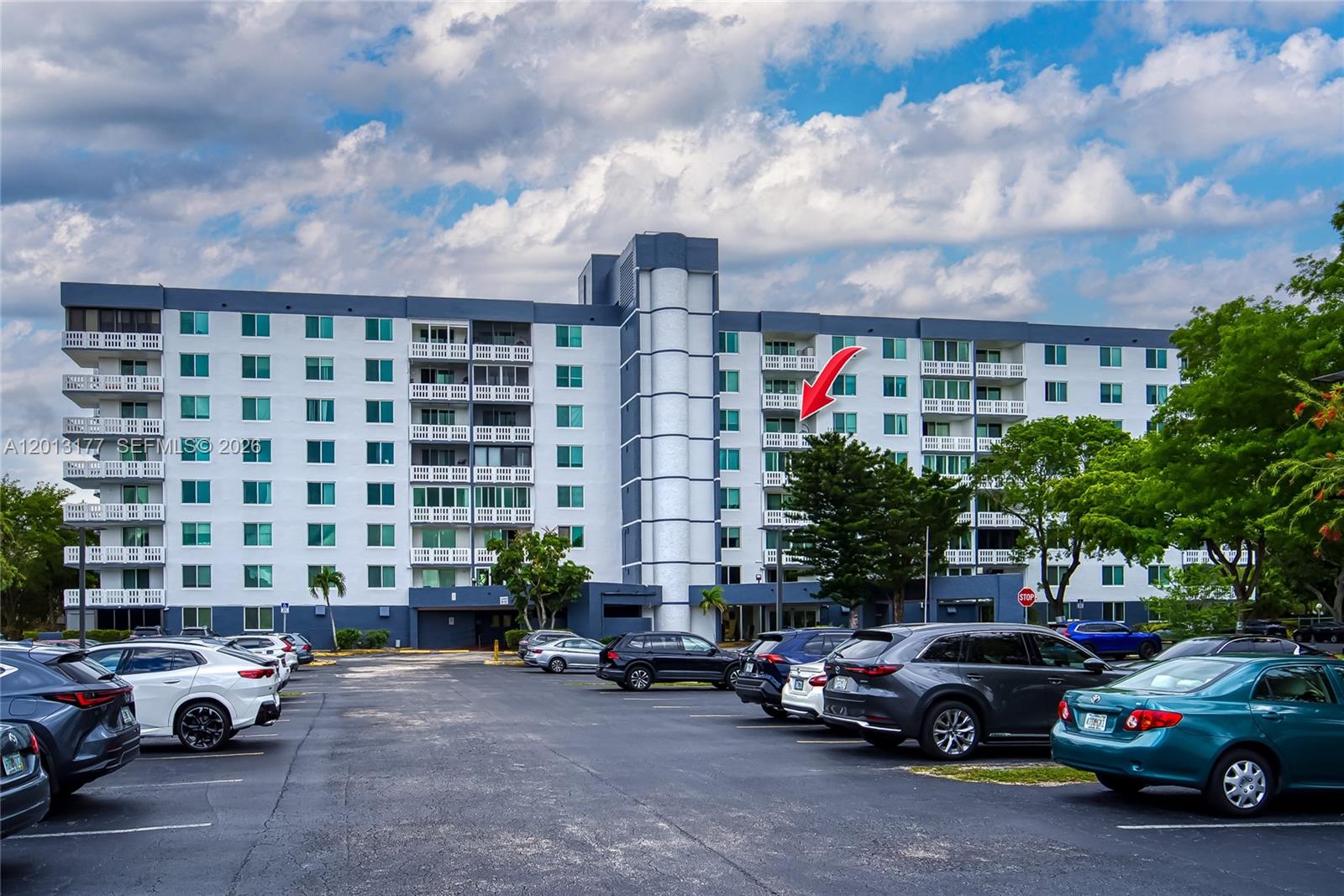 See details 607 1 / 2 sq. ft. $ 2026-05-05 0 Photo