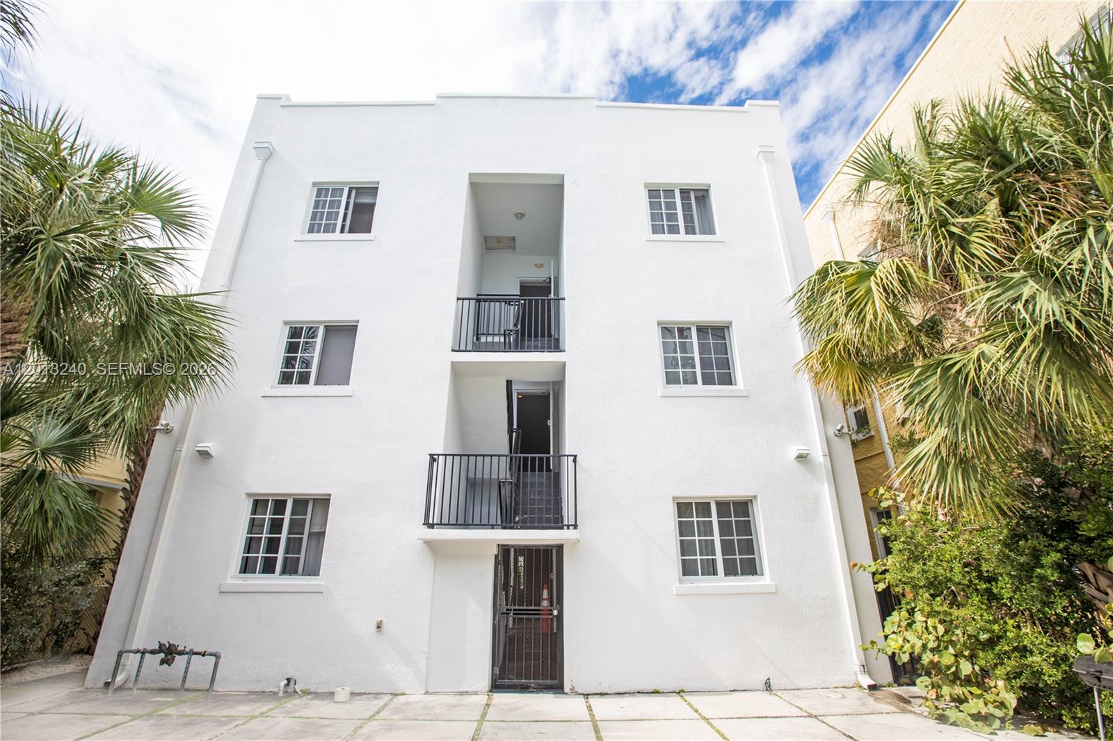   /  8219 sq. ft. $ 2026-05-05 0 Photo