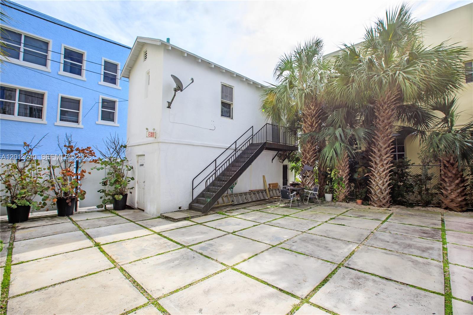   /  8219 sq. ft. $ 2026-05-05 0 Photo