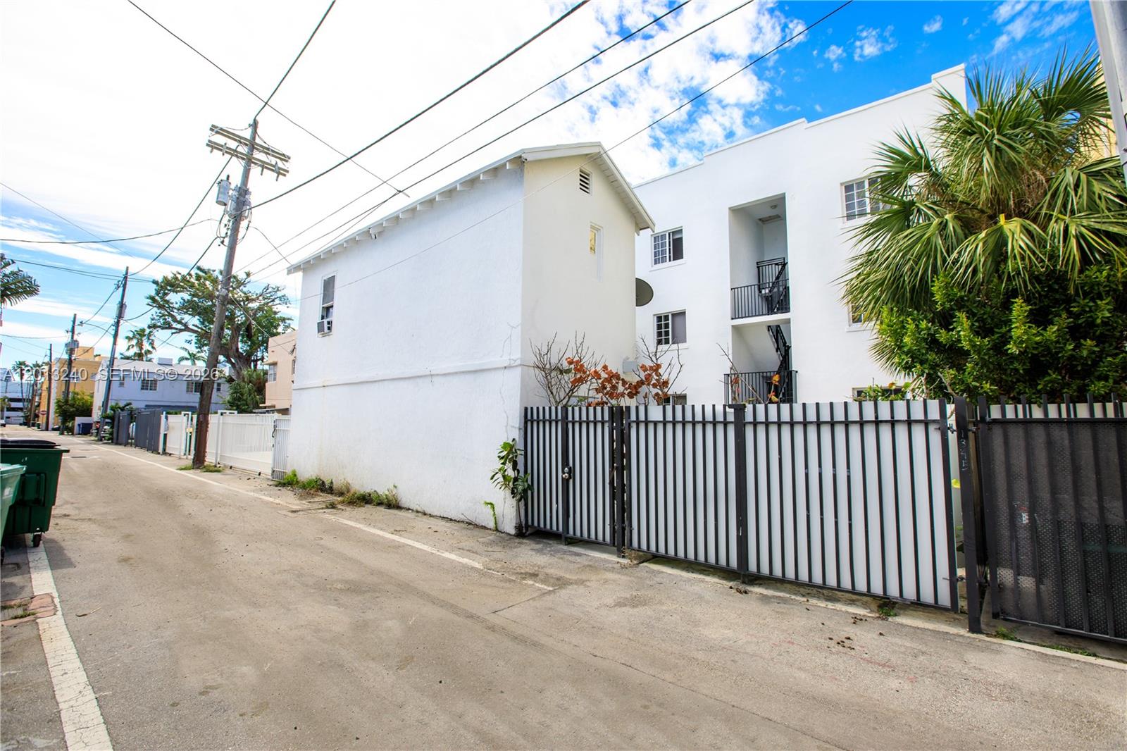   /  8219 sq. ft. $ 2026-05-05 0 Photo