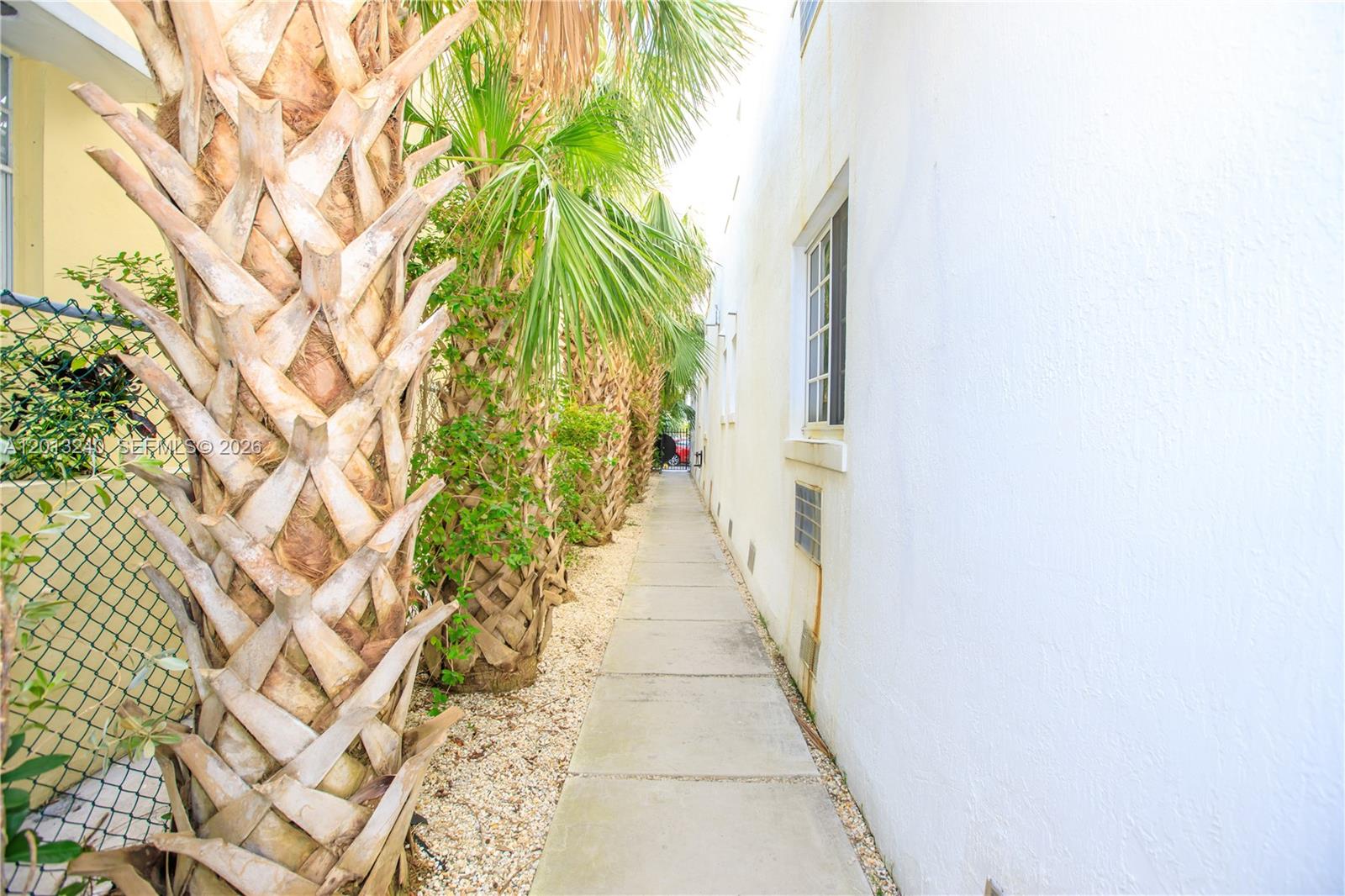   /  8219 sq. ft. $ 2026-05-05 0 Photo