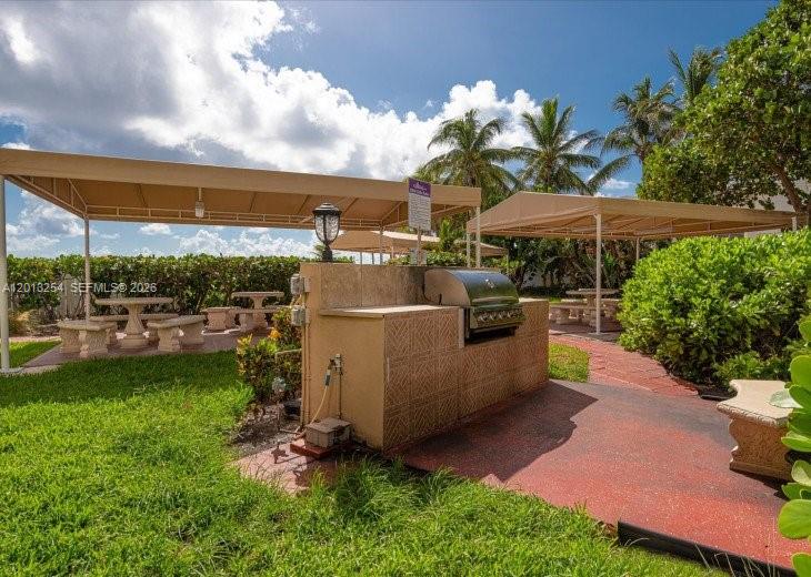 Photo of 3505 Ocean Dr  #210, Hollywood, Florida, 33019 - 