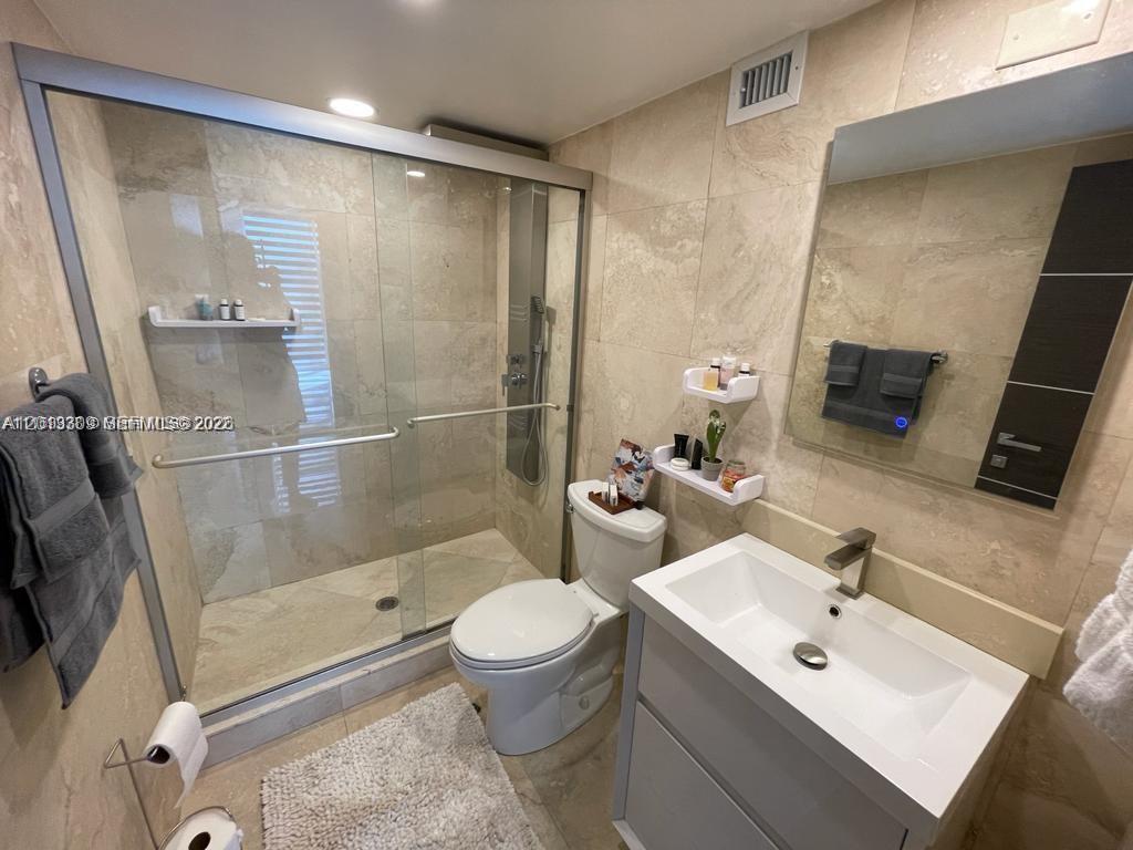 Photo of 2049 Ocean Dr  #East401, Hallandale Beach, Florida, 33009 - 
