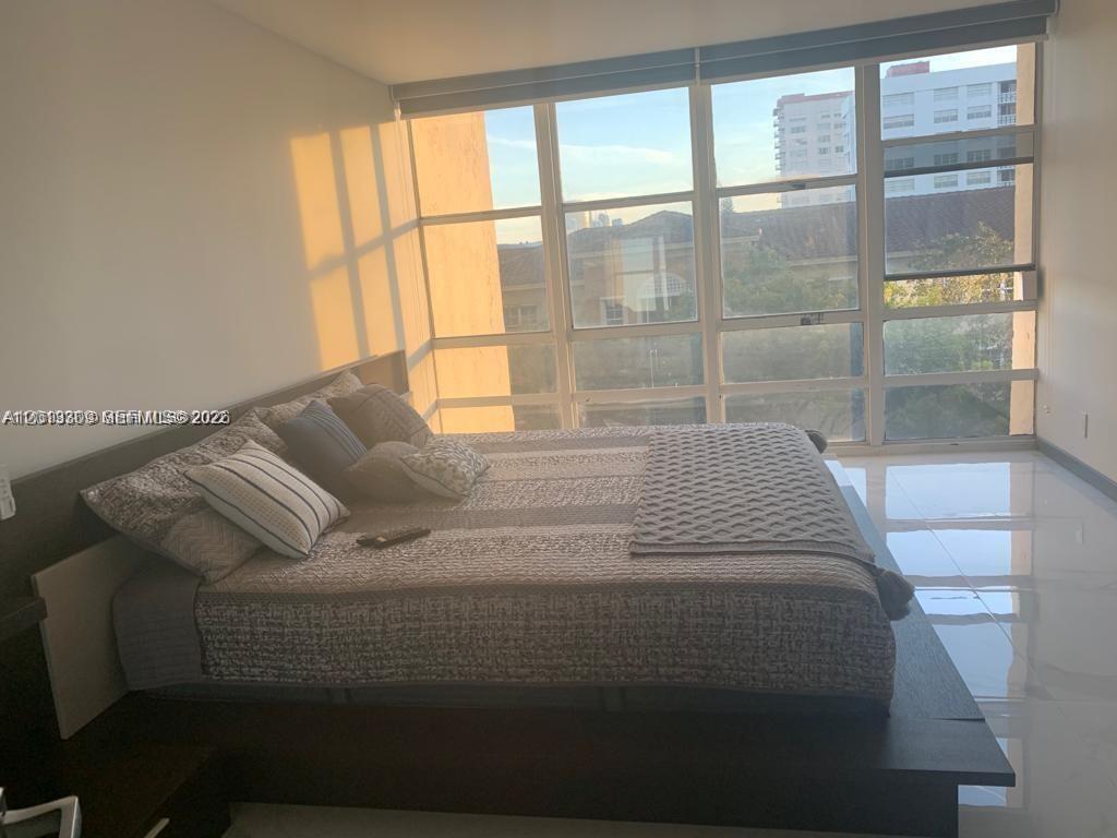 Photo of 2049 Ocean Dr  #East401, Hallandale Beach, Florida, 33009 - 