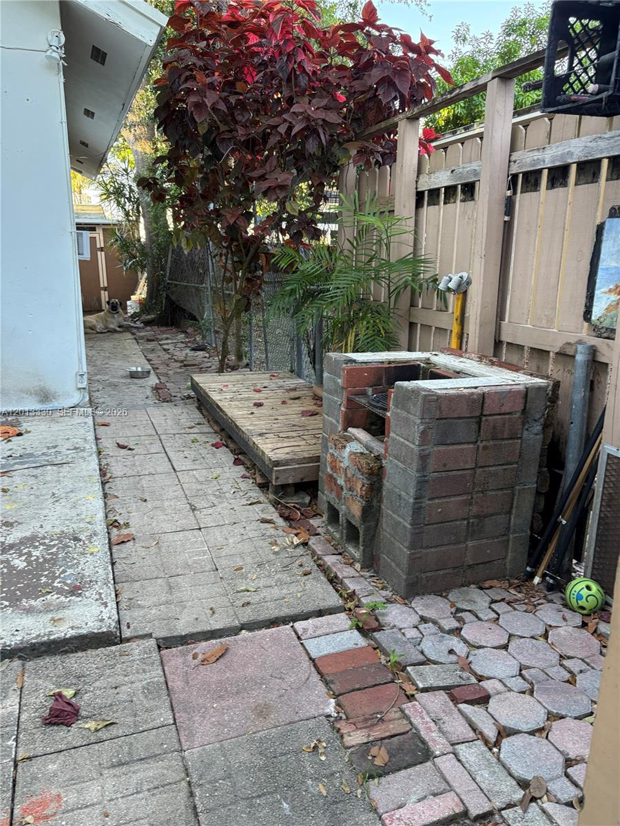 5930 6 / 2 2138 sq. ft. $ 2026-05-05 0 foto