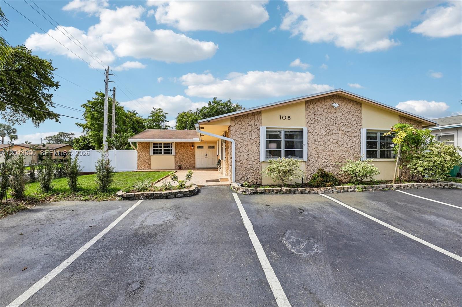   /  2765 sq. ft. $ 2026-05-05 0 Photo