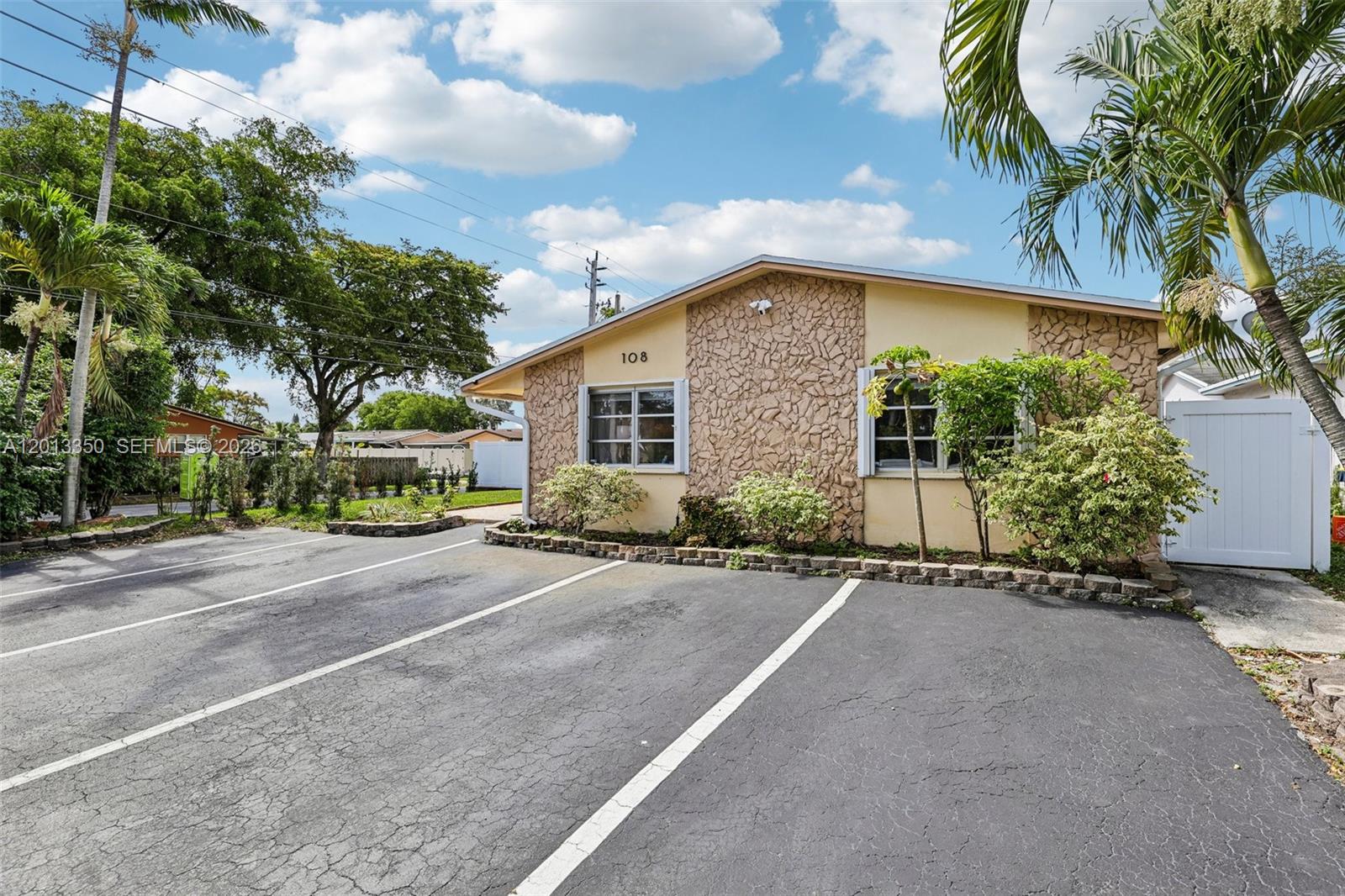   /  2765 sq. ft. $ 2026-05-05 0 Photo