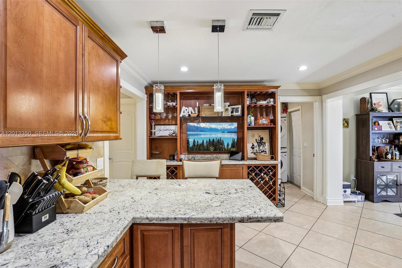   /  2765 sq. ft. $ 2026-05-05 0 Photo