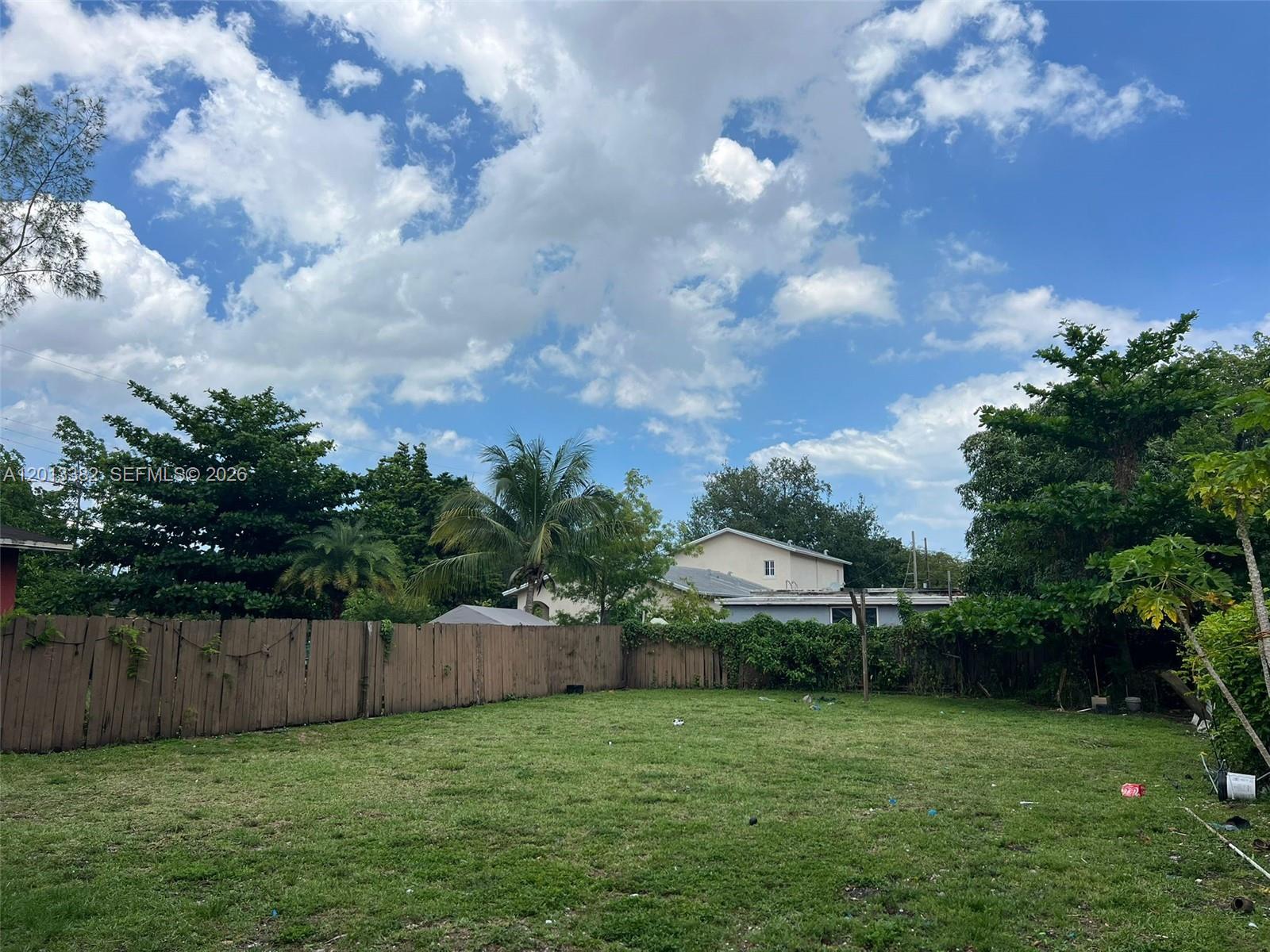See details / 1701 sq. ft. $ 2026-05-05 0 Photo