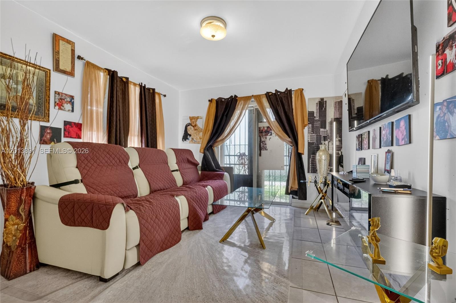 See details / 2210 sq. ft. $ 2026-06-09 0 Photo