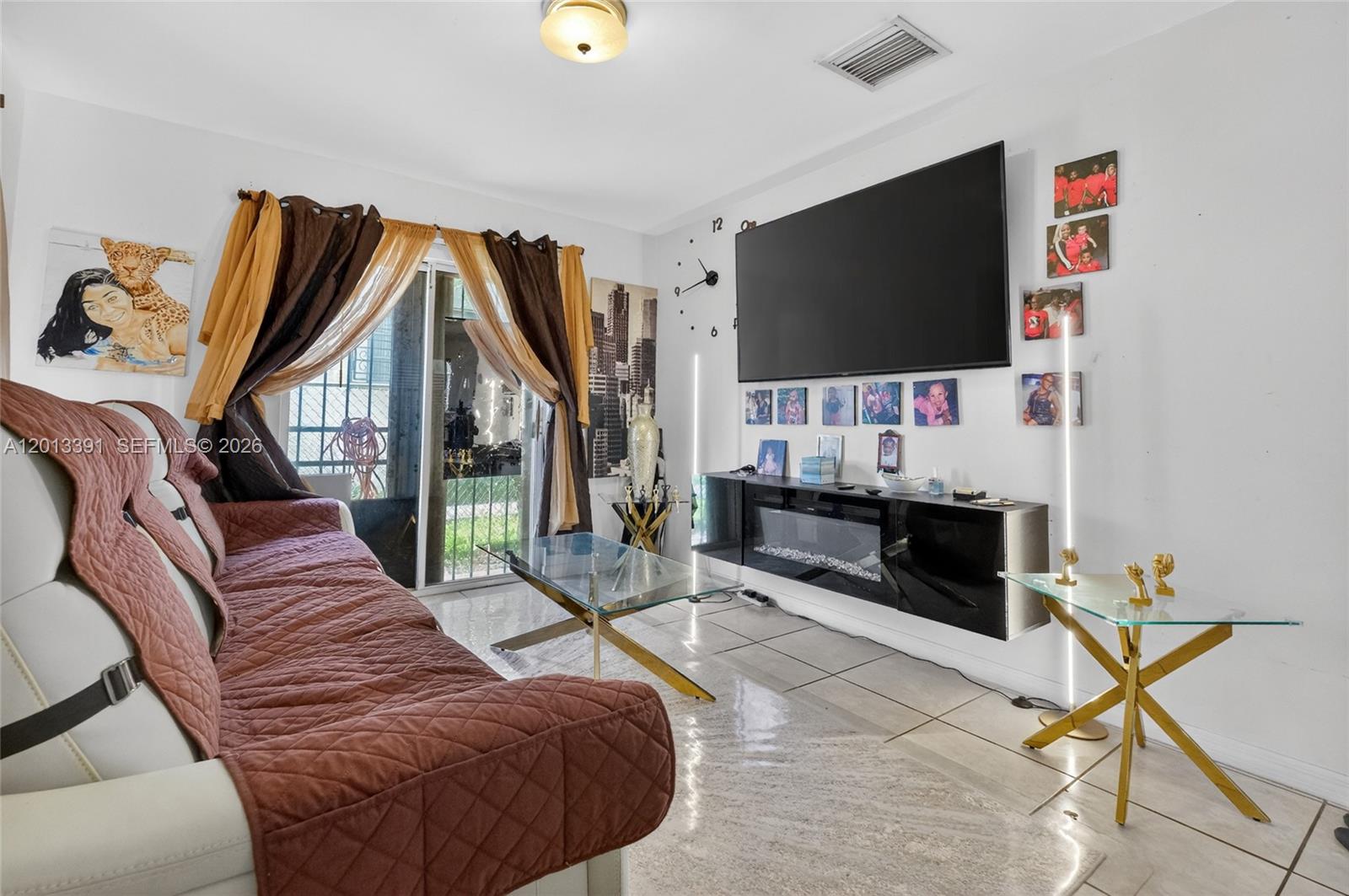 See details / 2210 sq. ft. $ 2026-06-09 0 Photo