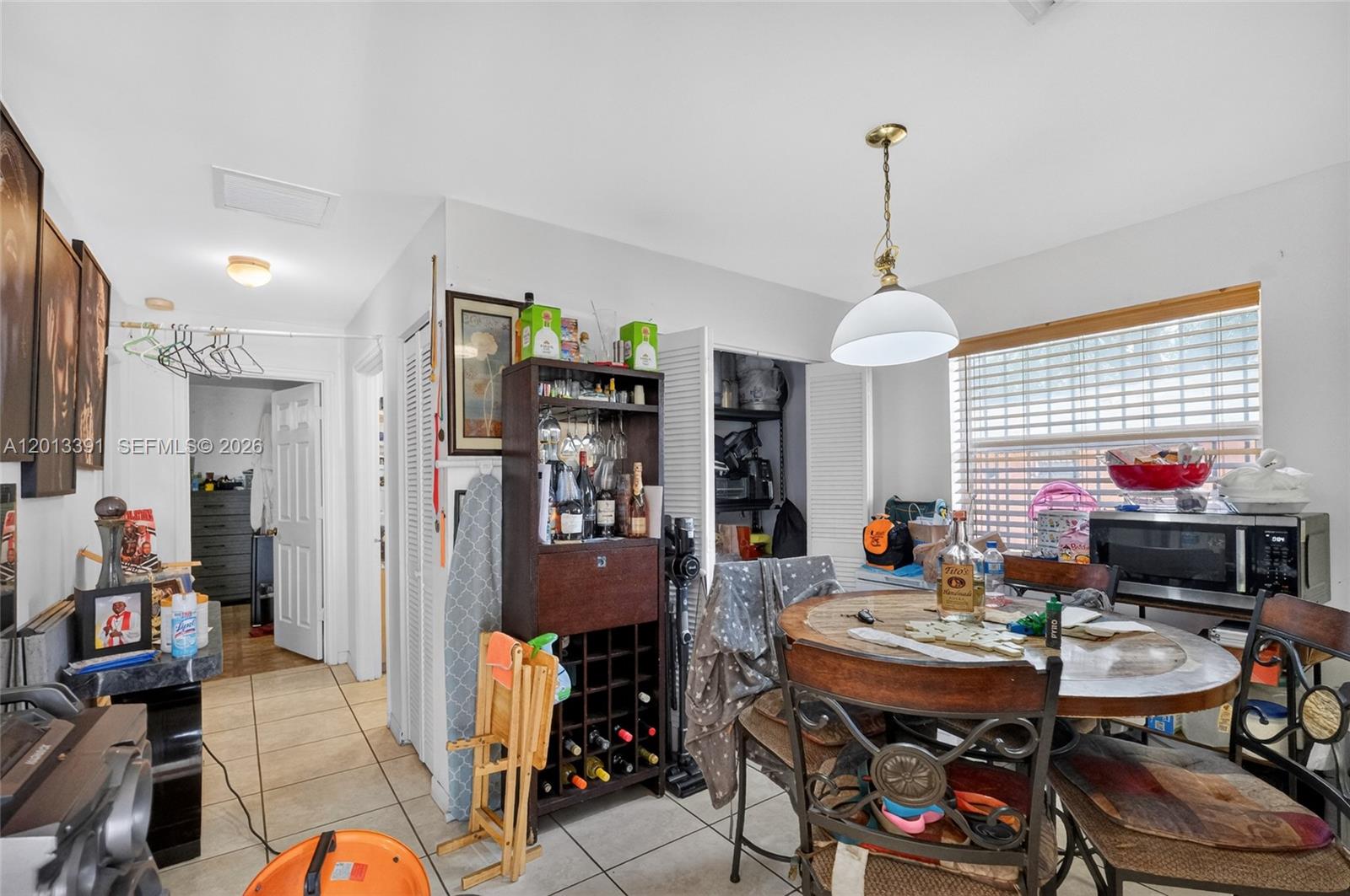 See details / 2210 sq. ft. $ 2026-06-09 0 Photo