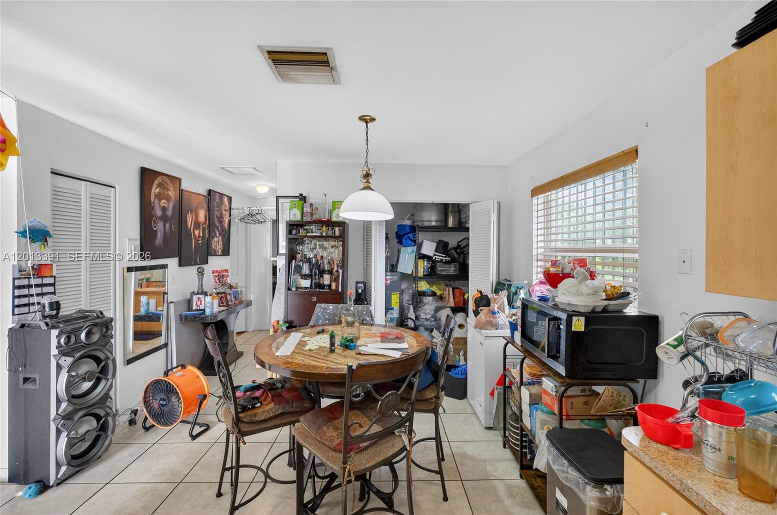 See details / 2210 sq. ft. $ 2026-06-09 0 Photo
