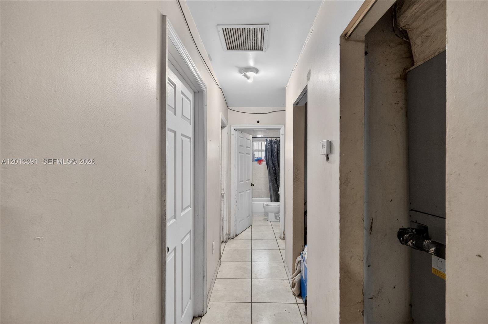 See details / 2210 sq. ft. $ 2026-06-09 0 Photo