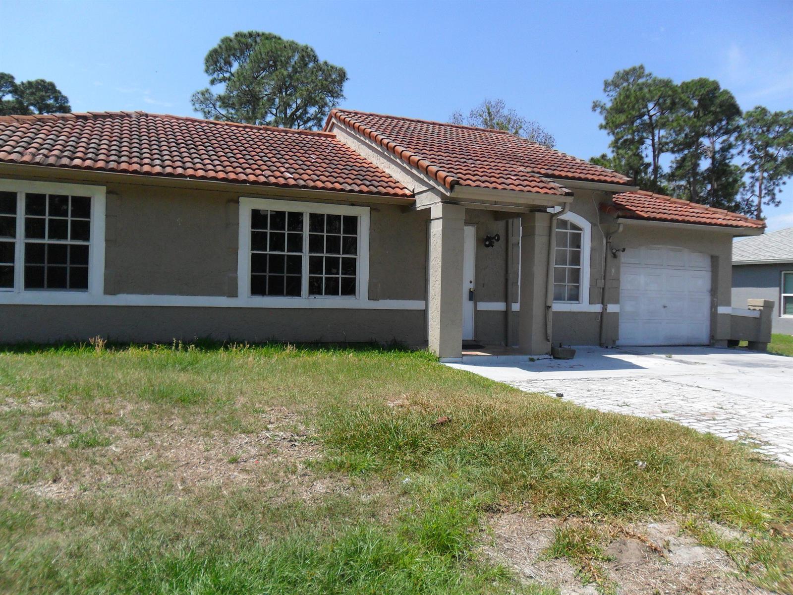 Ver detalles 1826 2 / 2 1040 sq. ft. $ 2026-06-19 0 foto